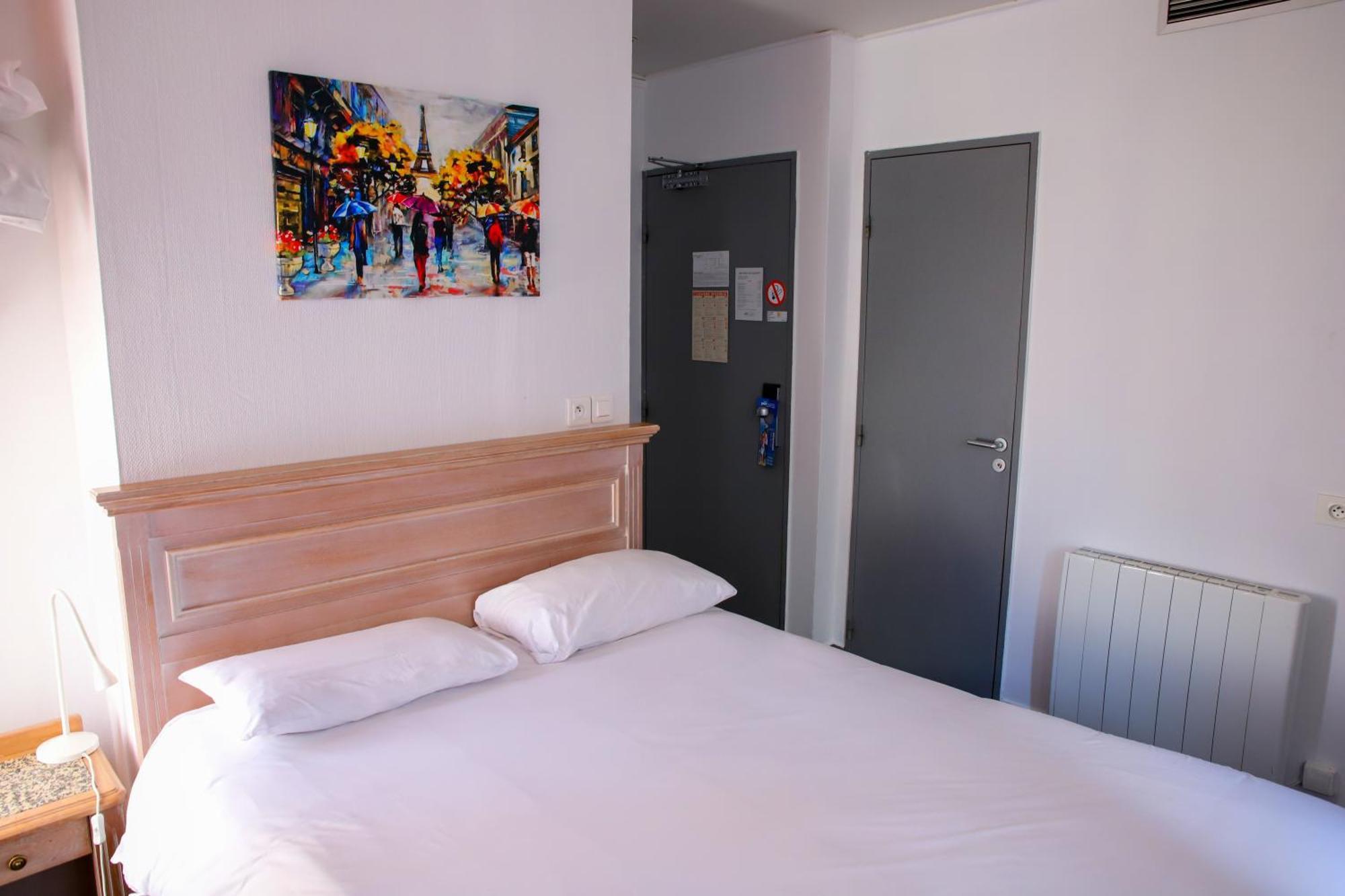 Brit Hotel Aux Sacres Reims, Centre Historique Ngoại thất bức ảnh