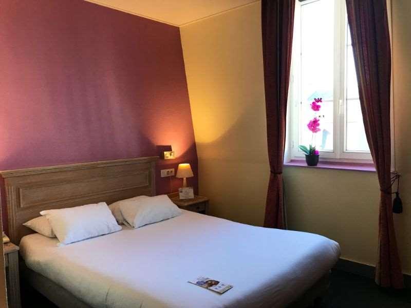 Brit Hotel Aux Sacres Reims, Centre Historique Phòng bức ảnh